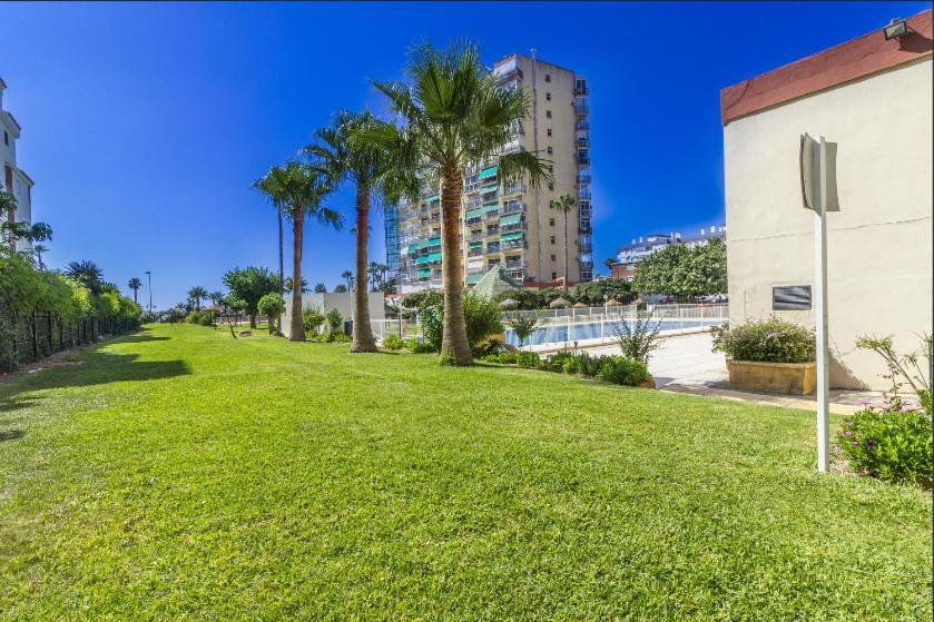 Apartamento En Benalmadena, Primera Linea De Playa ภายนอก รูปภาพ