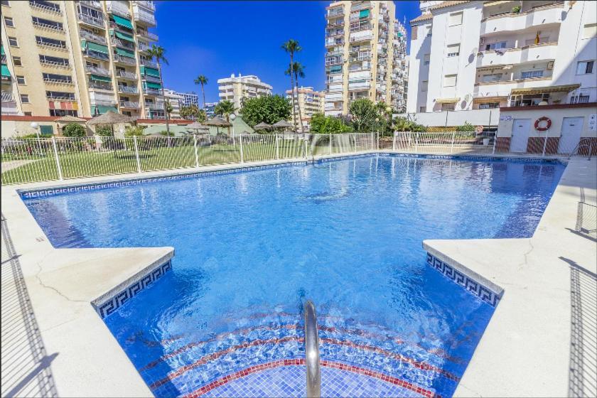Apartamento En Benalmadena, Primera Linea De Playa ภายนอก รูปภาพ